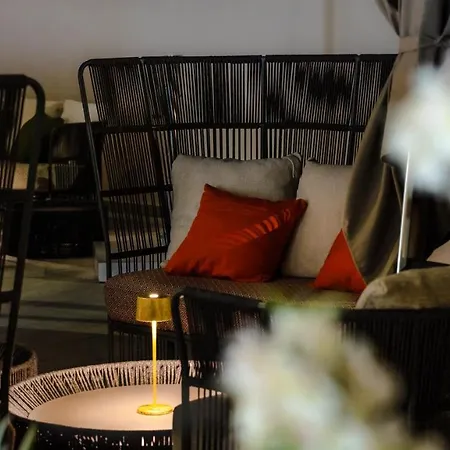 Elitis House - & 5* Nova Milanese